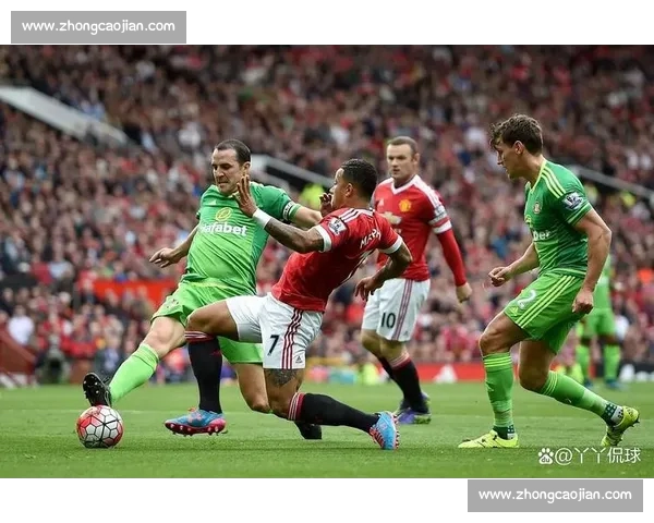 聚焦英超球队近期状态起伏与战术变化深度解析与趋势前瞻分析